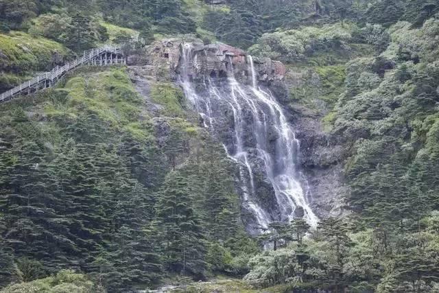 泰国大洞逃生