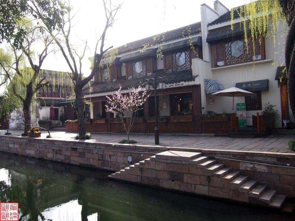 氪原子首次被捕获并形成一维气体：直径不到头发宽度50万分之一